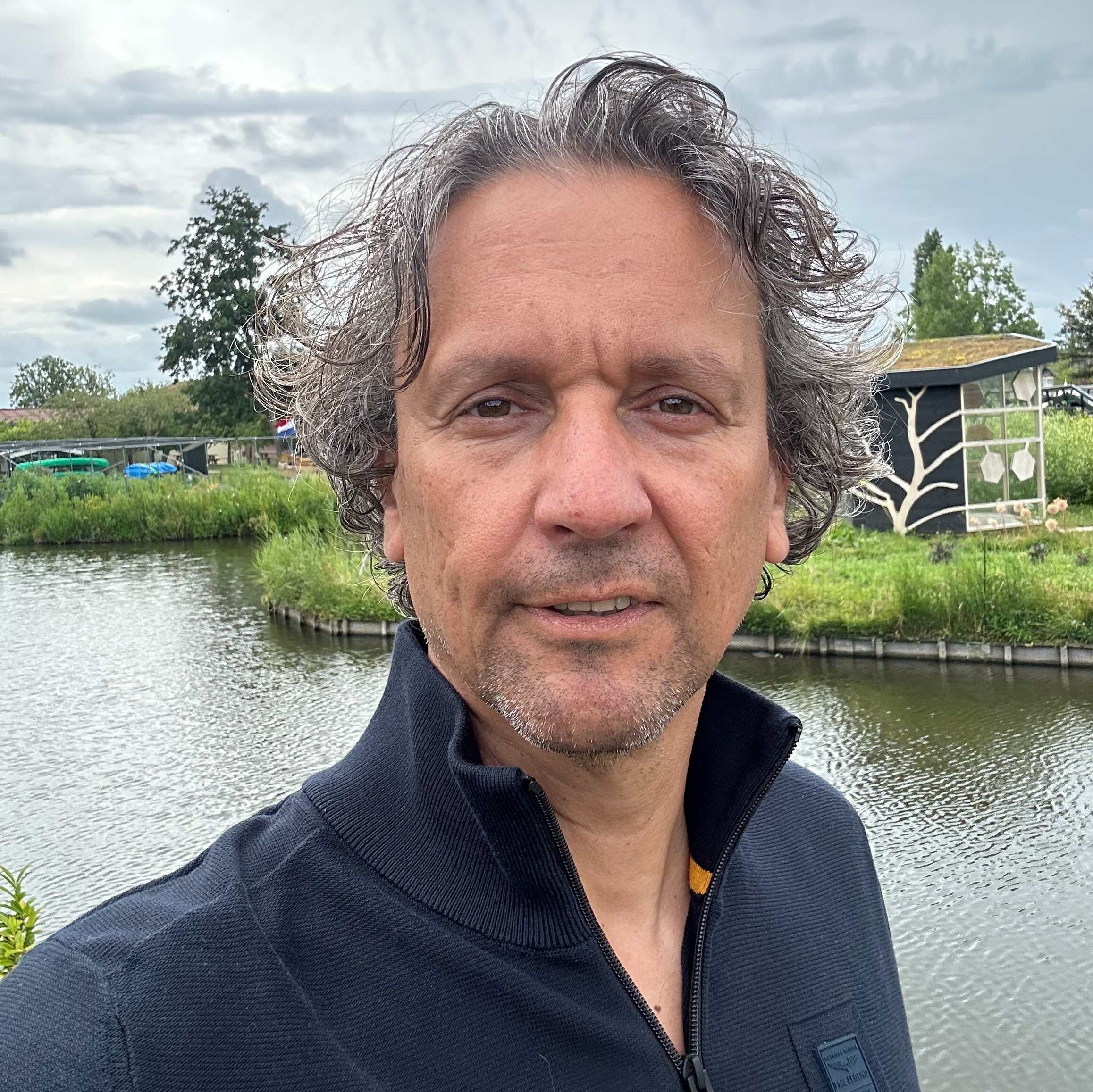 Peter-0607-vierkant.jpg